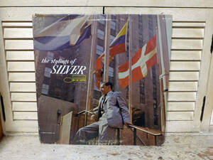 HORACE SILVER QUINTET～STYLINGS OF SILVER/BLUE NOTE BLP1562(MONO)、RVG刻印「LP」 