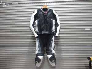 DAINESE　ダイネーゼ レザースーツ　セパレートタイプ　EU 46　試着のみ　美品