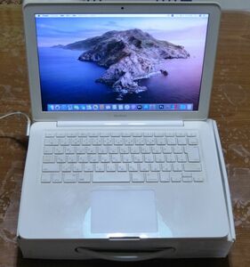 Apple MacBook 13インチ Late 2009, MC207J/A （A1342/2009年/Core 2 Duo 2.26 GHz/メモリ 4GB/SSD 128GB） アップル 箱付