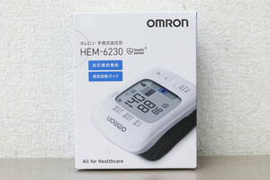 【未使用/送料無料】 OMRON オムロン 手首式 血圧計 HEM-6230 ヘルスケア 測定器 3Ｎ761