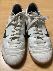 NIKE ナイキ 室内 フットサルシューズ 26.5cm