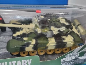 即決価格【未開封品】戦車 TANKS PRO ラジコン RC ミリタリー ライト点灯 同梱可能