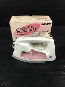 焼/SANYO/スチームアイロン/A-SF810/動作確認済/1996年製/洗濯用品/ホワイト×ピンク/サンヨー/焼-9 ST