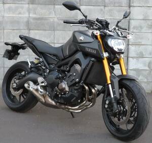 ヤマハ YAMAHA MT-09 RN34J R7/4 2025年4月 マットグレーメタリック 美車 低走行 ノーマル車 ストリートファイター タイヤ交換済