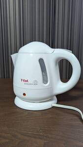 ● 動作確認済 ● T-fal ティファール　電気ケトル　1L　BF203　白　ホワイト　vitesse+ 