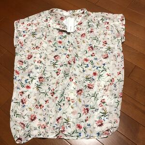 新品★Quelle chance 花柄ブラウス Mサイズ