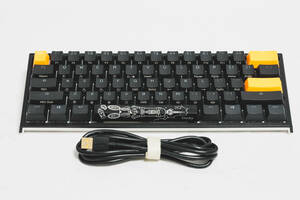 Ducky One 2 Mini RGB 60% version メカニカルゲーミングキーボード (茶軸)