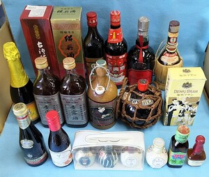 【直接引き取り限定品】アルコール商品20点セット お酒 洋酒 リキュール 中国酒 台湾酒 八王子引き取りOK25121