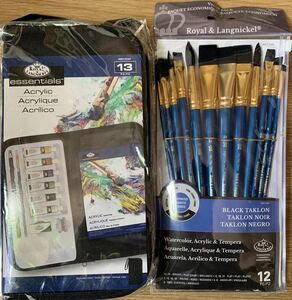 新品 未使用 高級 アクリル 絵具 ROYAL LANGNICKEL ６色セット 1３アイテム ＋刷毛 筆 12本 最高級品