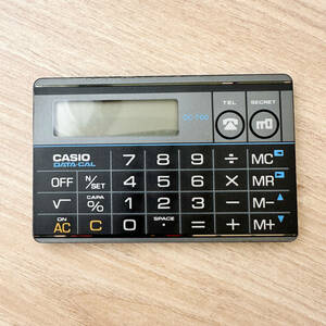 T1004 CASIO DATE-CAL 新電卓 DC-700 BK 取説あり カシオ カード電卓 昭和レトロ 動作未確認