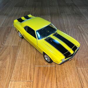 シボレー カマロ 黄色 イエロー Chevrolet Camaro Z28 yellow black ミニカー