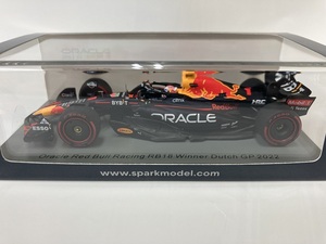 スパーク 1/43 レッドブル ホンダ RB18 F1 オランダGP2022 フェルスタッペン 優勝 ボード付き (Spark) 新品 