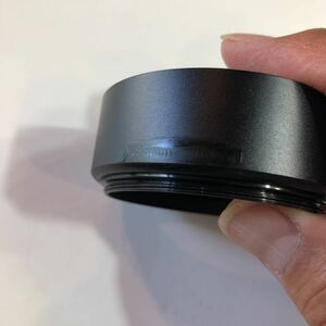 メタルフード　美品　58MMねじ込み式フード　外径66mm 高さ 26MM NC.NRでお願いします。