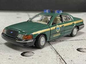 GEARBOX 2001 Ford Crown Victoria Police Interceptor Vermont フォード クラウン ビクトリア ポリス インターセプター ミニカー