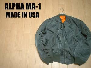 ALPHA INDUSTRIES.セージグリーンMA-1フライトジャケットM正規アルファMA1米国製MADE IN USAエアフォースU.S.AIR FORCE中綿ブルゾンCWU-45P