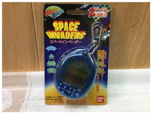 V8522R ★レトロ★スペースインベーダー SPACE INVADERS キーチェーン スケルトン系【現状品】