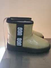 【雷市場（ポンジャン）商品韓国直送】 UGGS UGG 210 サイズ