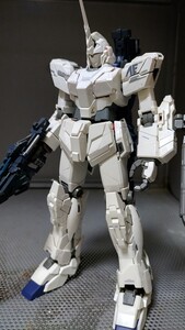 バンダイ　マスターグレード　RX-0　ユニコーンガンダムVer.ka　中古完成品　MG