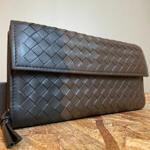 ★【美品！希少！】 BOTTEGA VENETA ボッテガヴェネタ イントレチャート ロングウォレット　長財布　男女　ブラウン　ブラック