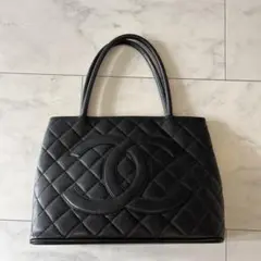 ￼CHANEL 黒 レザー  キャビアスキン　 復刻版トートバッグ　シルバー金具