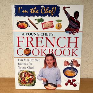 フランス絵本　A YOUNG CHEF