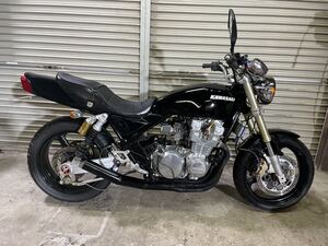 Kawasaki ゼファー400 カスタム　タイヤ新品