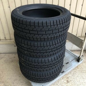 (IL002.17.2) 送料無料 [4本セット] TOYO OBSERVE GARIT GIZ　205/55R16 91T 2023年製造 室内保管 スタッドレス 205/55/16