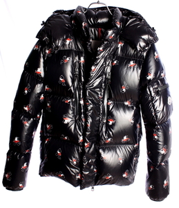 29万2600円　モンクレール　総柄 ナイロン ダウン ジャケット　 国内正規品 MONCLER #B4