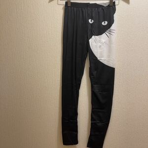 新品★ブラック＆ホワイト★猫柄★ヨガパンツ★レギンス★トレーニング★レギンス★M