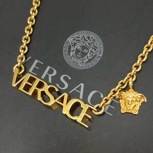 美品 VERSACE ヴェルサーチ ロゴプレート ネックレス ゴールドカラー