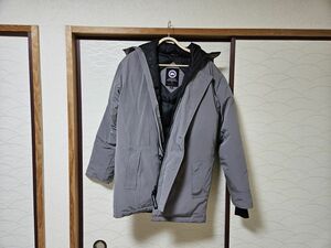 ユーズド　カナダグース　CANADA　GOOSE　ダウン