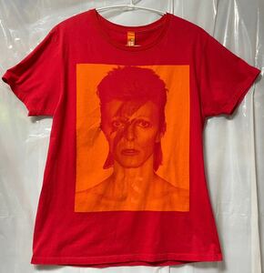 DAVID BOWIE is オフィシャルTシャツ デヴィッドボウイ