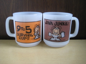 ☆美品 グラスベイク スタッキング マグカップ 2個　JAVA JUNKIE !　9 To 5 SURVIVAL CUP !!