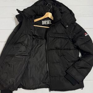 極美品/XLサイズ●現行タグ DIESEL ディーゼル ダウンジャケット 中綿パデットブルゾン 洗濯可◎ W-RUSS-NEW ロゴプレート 黒 フード