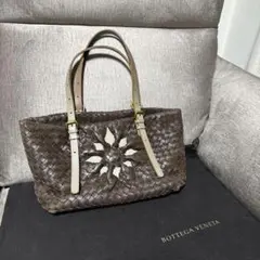 Bottega Veneta ブラウンレザー バッグ