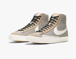 定価以下出品激安在庫処分！NIKE ナイキ　BLAZER MID 