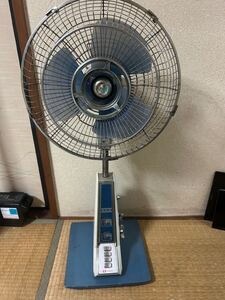 扇風機 昭和レトロHITACHI/日立 A.C.30cm DESK FAN H-625