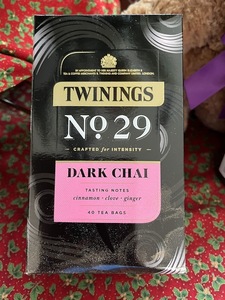 ★ 寒い夜にはスパイスたっぷり紅茶「ダークチャイ・№29～英国トワイニングの限定品」40tea bags TWININGS