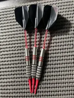 【初心者応援セット】Harrows ベクターRED 18g【ケース付き】英国製