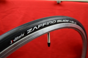 即決★新品★Vittoria ZAFFIRO 3 SLICK★ビットリア◆ザフィーロ3★スリック★23C★R★ペア可★ロードバイク タイヤ★ V5