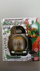 【仮面ライダー鎧武】SGロックシード4 キウイロックシード新品未開封　絶版食玩　稀少品