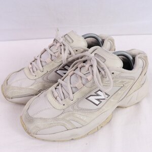 452 ニューバランス 26.5cm/new balance グレー 灰色 白 中古 古着 スニーカー レディース yy4540