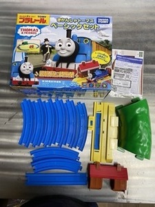 ☆プラレール　おまけ付き　きかんしゃトーマス　ベーシックセット　THOMAS＆FRIENDS 　TAKARATOMY　中古品☆