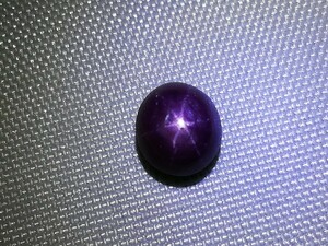 天然スターサファイア　　2.85CT 11311