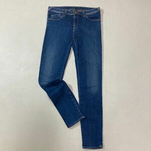 243 ARMANI JEANS アルマーニ　ストレッチ スキニー デニムパンツ J28 ORADAHID ランストーン レディース サイズ26 40523AB