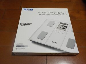 新品　TANITA　タニタ　体組成計 ホワイト BC-330-WH　体重計　ヘルスメーター　切手払いはできません