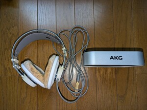 AKG ヘッドホン k701