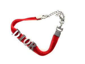 クリスチャン・ディオール　Christian Dior　ロゴ　チャーム　ベロアベルト　ブレスレット　レッド×シルバーカラー　YAS-10165