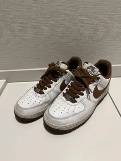 Nike Air Force 1 07 Low ホワイト ピーカン