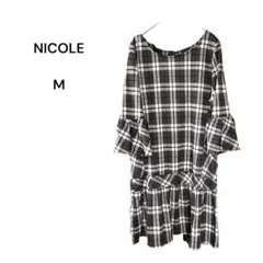 a034　美品　NICOLE ワンピース　パフスリーブ　チェック　コットン混